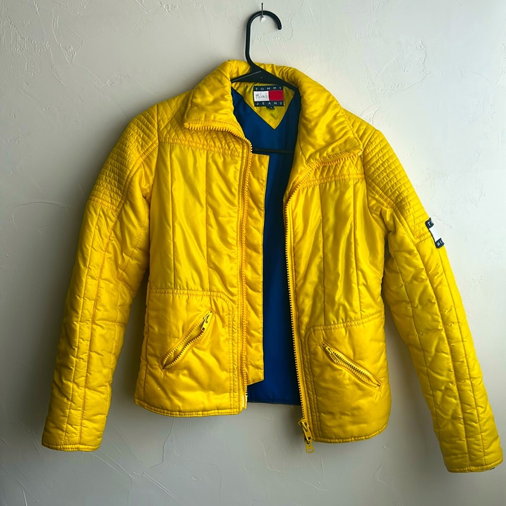 Vintage Tommy Hilfiger coat. Bright yellow with Tommy Hilfiger patch. Size XS